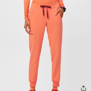 Figs Zamora joggers papaya